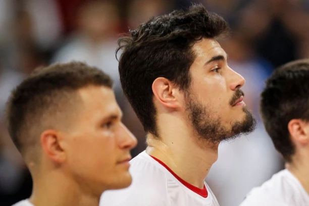 DA LI JE OVO TAJNI PLAN REPREZENTACIJE? Evo šta kaže Bogdan!