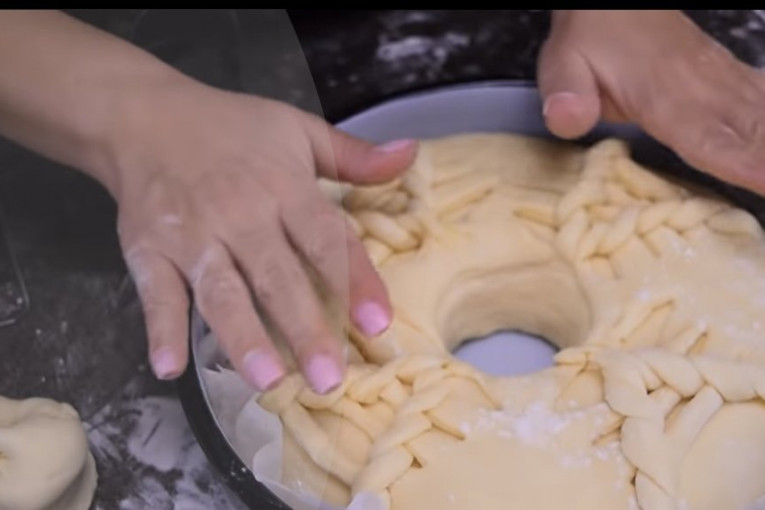 Izvor: Printscreen/ YouTube/Aurora Recepti