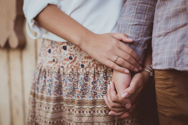 ISPOVEST ANDREJA KOJI SE ZALJUBIO SAMO TRI MESECA NAKON SMRTI SUPRUGE: Bili su u braku 43 godine, razočarana rodbina odmah ga se odrekla!