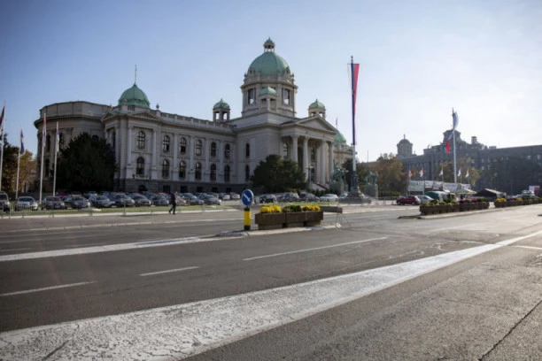 ČUDO NEVIĐENO U CENTRU BEOGRADA: Prestonica ovo ne pamti, a radni je dan! (FOTO)