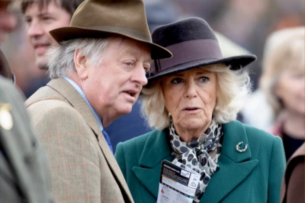 PRVA LJUBAV ZABORAVA NEMA! Kamila BIVŠEG MUŽA ubacila U KRALJEVSKU PORODICU! Evo i čime će se baviti!