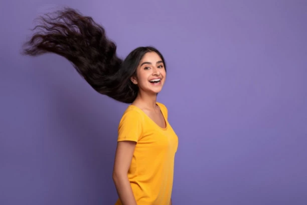 INDIJSKI RECEPT ZA RAST KOSE: Jabukovo sirće, jaja i konjak - do frizure iz snova!