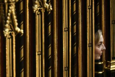 REKORDERKA LIZ! Trasova će PO OVOME ući u anale britanske politike!