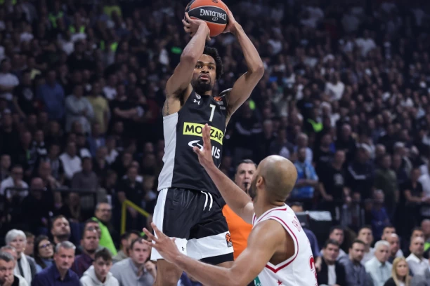 KOŠMAR: Najbolji strelac doživeo TEŠKU POVREDU stopala - NEĆE IGRATI do Nove godine!