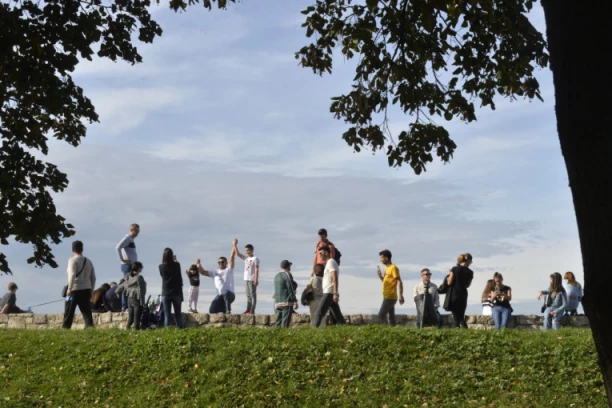 SUTRA DO 20 STEPENI, A ONDA STIŽE PREOKRET: Februarsko proleće stiglo na naplatu, očekuje nas veoma hladno vreme