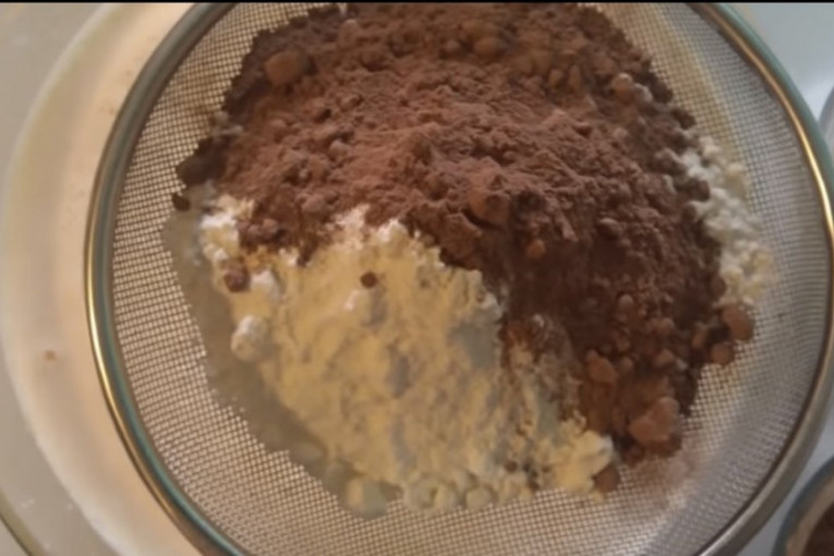 Izvor: Printscreen/YouTube/kuvajmo lako