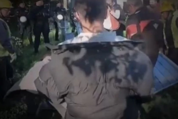 NA MIRU BI DA DIVLJAJU I LOME: Kritike na račun izveštavanja pojedinih medija o događajima na Šodrošu preplavile društvene mreže (VIDEO)