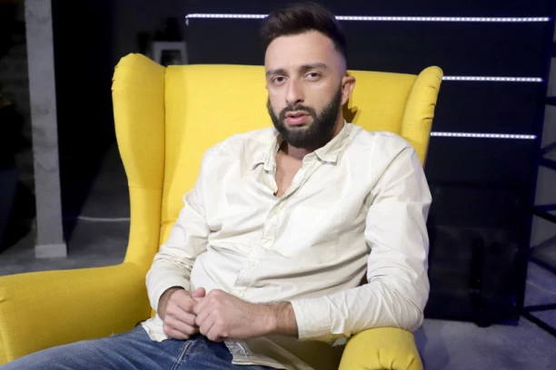 DARKO DOŽIVEO VELIKU NEPRIJATNOST NAKON EMISIJE: Doživeo ŠOK kad se vratio u stan! (FOTO)