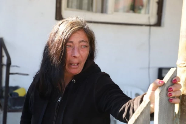 TUKLA JE DECU, JER SU JE BUDILA NOĆU! Ispovest bake pretučene devojčice: Snimak objavio njen bivši dečko! (VIDEO)