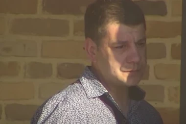 IVAN MARINKOVIĆ GRCA U SUZAMA! Slomio se i rasplakao, ona mu odmah prišla i pružila utehu! (VIDEO)