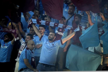 UVEČE PRAVILI HAOS, A TOKOM DANA SE SKRIVALI PO PRESTONICI: Turci se u Beograd zavukli u mišje rupe