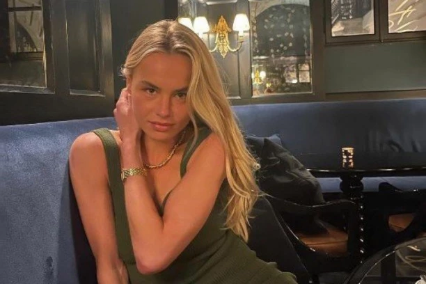 HOLANĐANKA KAO OD MAJKE ROĐENA: De Lihtova devojka zapalila društvene mreže (FOTO)