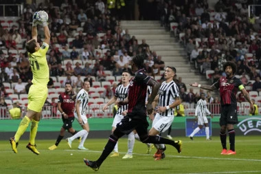 PARTIZAN PAO U NICI! Crno-beli imali remi u džepu, a onda je Lemina raspršio san parnog valjka! (VIDEO)
