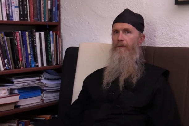 OVO SU ZNAKOVI PORODIČNOG PROKLETSTVA: Dobro POGLEDAJTE vaše NAJMLAĐE, sve će vam se reći!