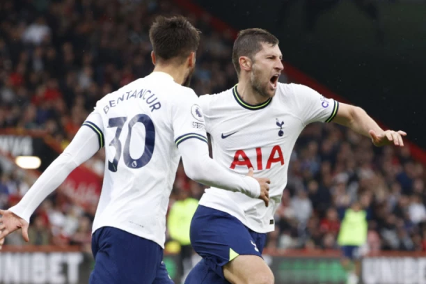 LUDNICA U PREMIJER LIGI: Čudesan preokret Totenhema i BLAMAŽA Čelsija!