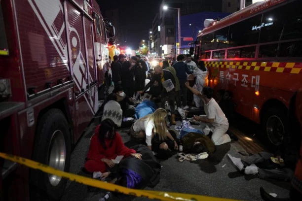 VIŠE OD 50 LJUDI NASTRADALO U STAMPEDU U JUŽNOJ KOREJI: Jezivi prizori na ulicama Seula! (VIDEO/FOTO)