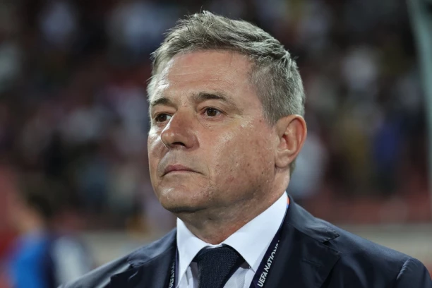 SRBIJA NA NOGAMA: Selektor Dragan Stojković se obraća naciji!