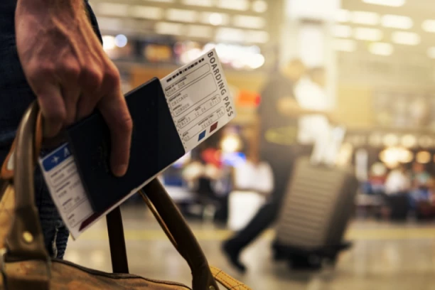 IMATE PROBLEM S AERODROMOM ILI AVIO-KOMPANIJOM? Direktorat uveo pojednostavljen proces REKLAMACIJE za putnike, evo kako da zaštitite svoja prava!