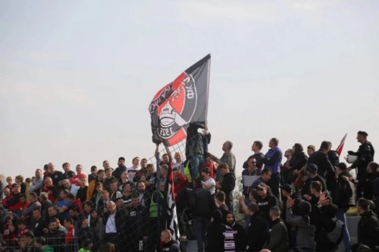 FRAPANTAN PODATAK: Ljubitelji fudbala su odabrali - prvoligaški karavan posećeniji od elitnog ranga srpskog klupskog fudbala!