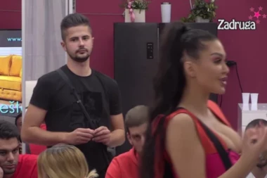 OPŠTI HAOS U ZADRUZI 6: Bilal ljubomoran što je Zvezdan matičar, Slavnić upitao Marinkovićevu da li TERA INAT, a onda je Zorica zadala završni udarac! (VIDEO)