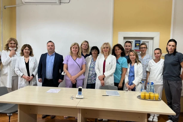 DONACIJA CARGO I MANASTIRA HILANDAR: Novi aparat za skrining sluha Institutu za neonatologiju