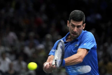 PSI LAJU, A KARAVANI PROLAZE: Novak Đoković još jednom ZAČEPIO USTA kritičarima!