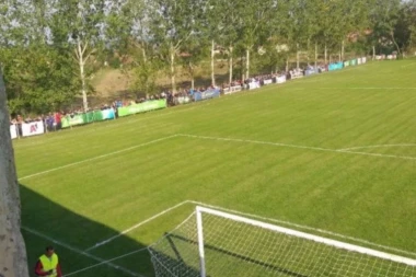 ORLOVI SLEĆU U ZLEGINJE: Vinogradar je gazda na svom terenu!