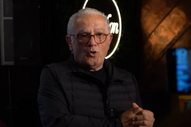 "TUGA I BOL SU MI U SRCU" Željko Samardžić se slomio pred svoj koncert zbog smrti Masima Savića i Laće Radulovića: Zašto Bog uzima tako DIVNE LJUDE?!