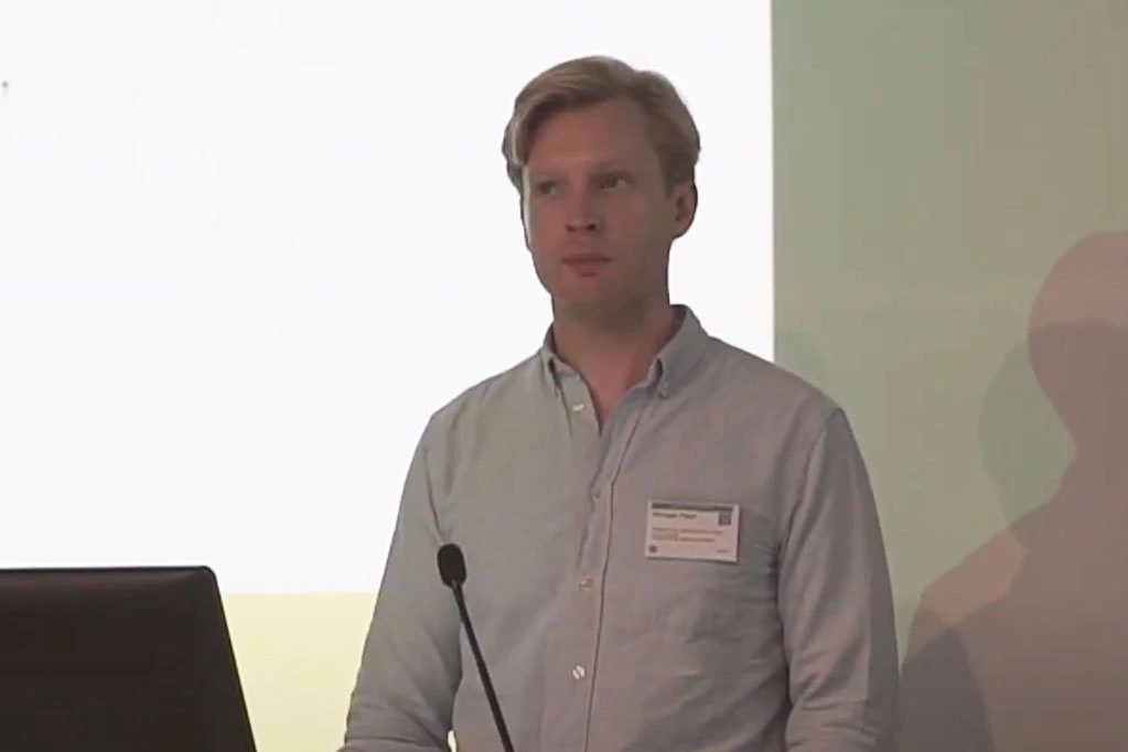 "NE TREBA POMOĆI LJUDIMA KOJI UMIRU, A JEDU MESO!" Šokantna tvrdnja profesora sa Oksforda - kada je obrazložio svi su ZANEMELI!