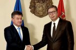 RAZGOVORI POVODOM KRIZE NA KIM: Završen sastanak Vučića i Lajčaka, predsednik se oglasio na Instagramu (FOTO)