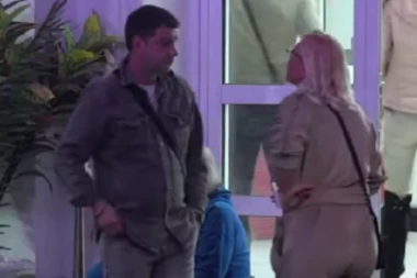 PLJUŠTALE UVREDE! Urlali jedno na drugo, Bela kuća se TRESLA od Marije Kulić i Ivana Marinkovića: Duša ti smrdi, klošaru! (VIDEO)