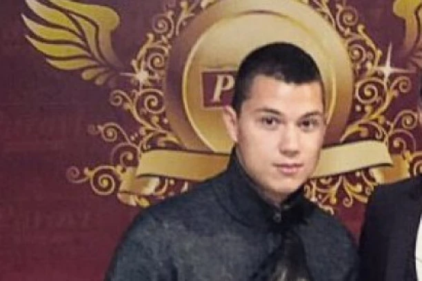 SIN ZLATE PETROVIĆ OBRUKAO CELU PORODICU Imao sam vrelu akciju u lajvu na Instagramu, Peja me zvao da mi kaže da me gleda