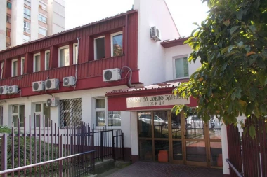 ZAVRŠENE ANALIZE BRISEVA UZETIH IZ RESTORANA: Đaci iz Borče se otrovali na Zlatiboru - sada stigli rezultati pretraga