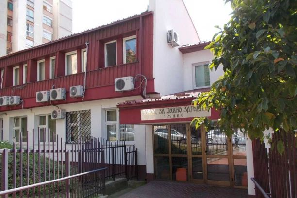 TRODNEVNO PUTOVANJE ZAVRŠILO SE LOŠE! Analize zbog TROVANJA ĐAKA IZ BORČE: Šta je Zavod za javno zdravlje Užice uzeo sve iz restorana na Zlatiboru?