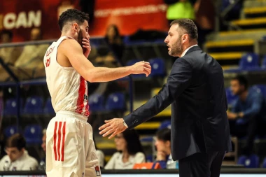 VELIKI PROBLEM ZA ZVEZDU: Crveno-beli znatno oslabljeni putuju na megdan Fenerbahčeu!