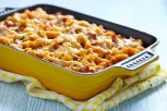 RECEPT KOJI ĆE RAZBESNETI ITALIJANE: Zapečena pasta sa piletinom (FOTO)