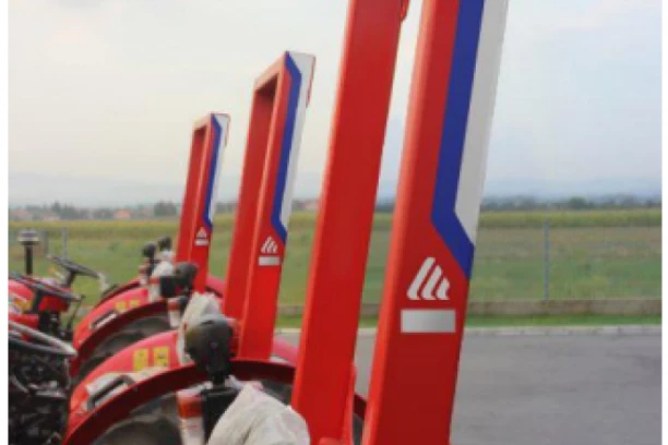 BESPLATNA DODELA ZAŠTITNIH RAMOVA ZA TRAKTORE: Agencija za bezbednost saobraćaja raspisala javni poziv (FOTO)