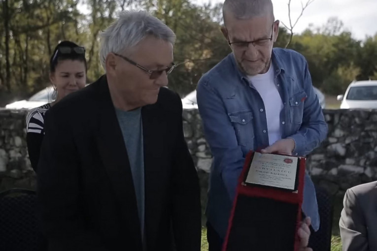 Zoran Kalezić primio nagradu za životno delo