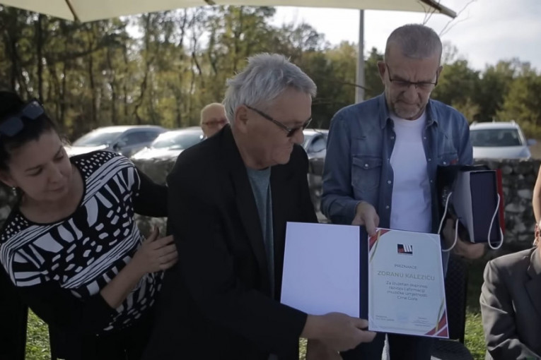 Zoran Kalezić primio nagradu za životno delo