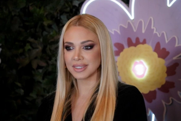 MILICU TODOROVIĆ BIVŠI UCENJIVAO I MALTRETIRAO: Pevačica prvi put govori o paklu koji je prošla zbog ljubavi!