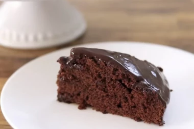 POSNO ČOKOLADNO UŽIVANJE: Nezamenljiv kolač u prazničnim danima!