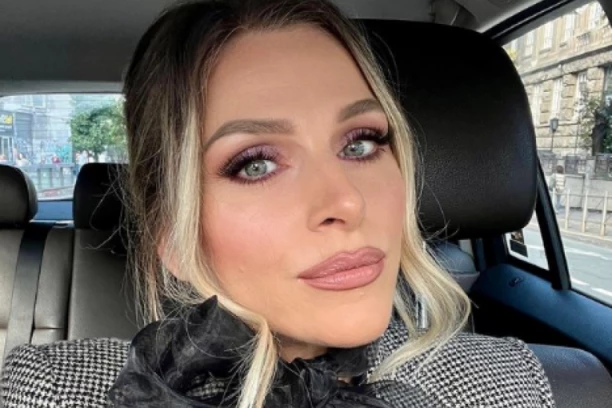 ONA BRINE O LEPOTI POZNATIH DAMA: Šminkerka Nena Ilić otkriva tajne nege kože - ove proizvode iskoritiste za blistaviji izgled