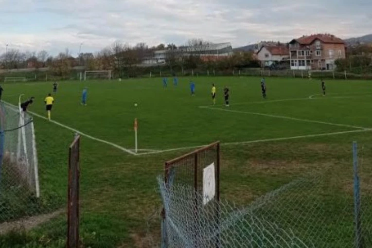 NI "D" OD DERBIJA: Trstenik deklasirao velikog rivala, Majdevo-Kupci kući odlaze sa šest lopti u mreži!