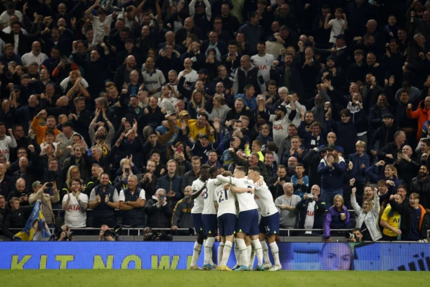 ZATO JE PREMIJER LIGA NAJJAČA: Ludački preokret Totenhema, Liverpul sve rešio u prvom, POTOP Frenka Lamparda!