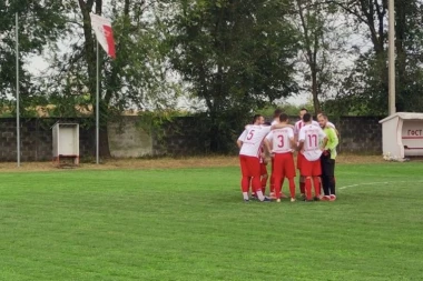 NERAVNOPRAVNA BORBA: Proleter nije bio dobar domaćin - Budućnost iz Ravnog sela odlazi sa sedam lopti u mreži!