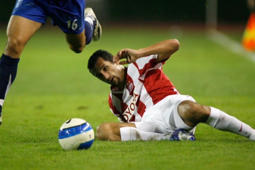 GDE JE I ŠTA RADI ERNAN BARKOS? Iz Zvezde oteran, u Južnoj Americi postao legenda, a sad je ušao u istoriju! (VIDEO)