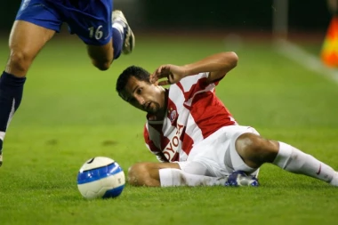 GDE JE I ŠTA RADI ERNAN BARKOS? Iz Zvezde oteran, u Južnoj Americi postao legenda, a sad je ušao u istoriju! (VIDEO)