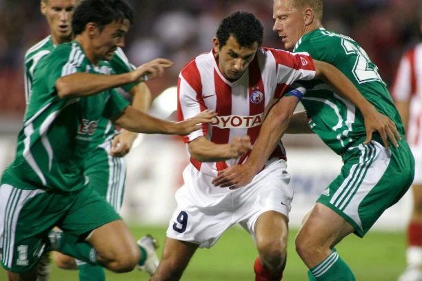 BIVŠI FUDBALER ZVEZDE ZAPALIO JUŽNU AMERIKU: Nazivali su ga drvetom, a on rešio meč u 95. minutu! (VIDEO)