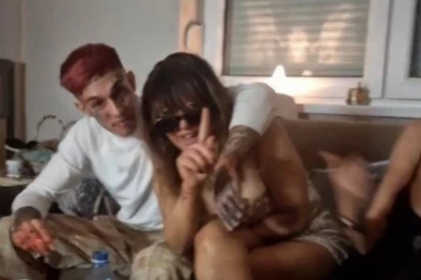 ANA NIKOLIĆ UHVAĆENA SA BIVŠIM ZADRUGAROM: Osvanula njihova fotografija u prisnom zagrljaju, a evo ko ih je slikao (FOTO)