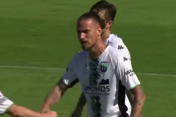 KUCAMO NA VRATA ZABORAVLJENIH ASOVA: Odveo Srbiju na Mundijal, bio na korak od Zvezde, a sad CEPA MREŽE u Australiji! (VIDEO)